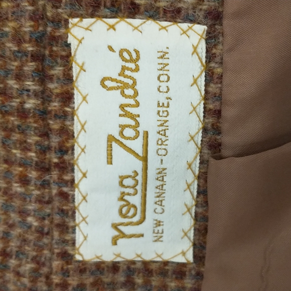 Vintage Tweed Suit USA md Neutral Woven Wool Timeless Classic Skirt Blazer &Belt - Picture 8 of 12